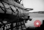 Standbild Start U-Boot USS Searaven SS-196 Kittery Maine USA, 1939, aus Sekunde 51 historischem Filmmaterial Videoclip 65675051086
