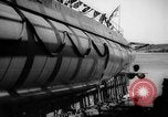 Standbild Start U-Boot USS Searaven SS-196 Kittery Maine USA, 1939, aus Sekunde 57 historischem Filmmaterial Videoclip 65675051086