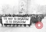Standbild Pazifistische Frauen Abrüstung Parade Washington DC USA, 1921, aus Sekunde 1 historischem Filmmaterial Videoclip 65675051089