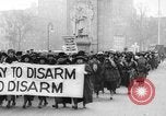 Standbild Pazifistische Frauen Abrüstung Parade Washington DC USA, 1921, aus Sekunde 3 historischem Filmmaterial Videoclip 65675051089