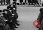 Standbild Pazifistische Frauen Abrüstung Parade Washington DC USA, 1921, aus Sekunde 25 historischem Filmmaterial Videoclip 65675051089