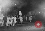 Standbild Anti-kriegs-Demonstranten Unterstützung der Abrüstung United States USA, 1921, aus Sekunde 7 historischem Filmmaterial Videoclip 65675051090