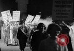 Standbild Anti-kriegs-Demonstranten Unterstützung der Abrüstung United States USA, 1921, aus Sekunde 28 historischem Filmmaterial Videoclip 65675051090