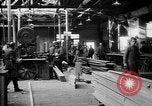 Image avions étant construits en allemand Albatros factory Berlin Allemagne, 1917, de la seconde 57 séquences d'archives historiques vidéo 65675051130