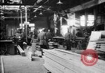 Image avions étant construits en allemand Albatros factory Berlin Allemagne, 1917, de la seconde 59 séquences d'archives historiques vidéo 65675051130