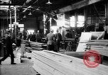 Image avions étant construits en allemand Albatros factory Berlin Allemagne, 1917, de la seconde 60 séquences d'archives historiques vidéo 65675051130