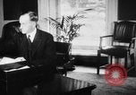 Immagine di Presidente Calvin Coolidge Washington DC USA, 1936, secondo 44 filmato di repertorio 65675051132