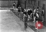 Image nageurs San Antonio Texas USA, 1928, de la seconde 15 séquences d'archives historiques vidéo 65675051159