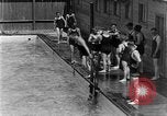 Image nageurs San Antonio Texas USA, 1928, de la seconde 17 séquences d'archives historiques vidéo 65675051159