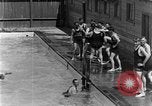Image nageurs San Antonio Texas USA, 1928, de la seconde 32 séquences d'archives historiques vidéo 65675051159