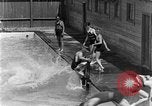 Image nageurs San Antonio Texas USA, 1928, de la seconde 41 séquences d'archives historiques vidéo 65675051159