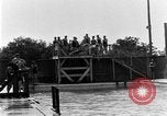 Image nageurs San Antonio Texas USA, 1928, de la seconde 47 séquences d'archives historiques vidéo 65675051159