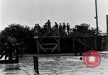 Image nageurs San Antonio Texas USA, 1928, de la seconde 49 séquences d'archives historiques vidéo 65675051159