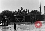 Image nageurs San Antonio Texas USA, 1928, de la seconde 57 séquences d'archives historiques vidéo 65675051159