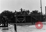 Image nageurs San Antonio Texas USA, 1928, de la seconde 61 séquences d'archives historiques vidéo 65675051159