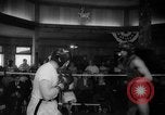 Standbild Johansson und Patterson Zug für den Boxsport rematch United States USA, 1960, aus Sekunde 27 historischem Filmmaterial Videoclip 65675051184