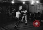Standbild Johansson und Patterson Zug für den Boxsport rematch United States USA, 1960, aus Sekunde 44 historischem Filmmaterial Videoclip 65675051184