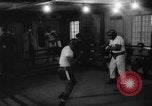 Standbild Johansson und Patterson Zug für den Boxsport rematch United States USA, 1960, aus Sekunde 45 historischem Filmmaterial Videoclip 65675051184