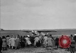 Image Charles Lindbergh l'Europe, 1927, de la seconde 57 séquences d'archives historiques vidéo 65675051260