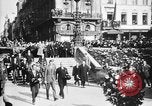 Image Charles Lindbergh l'Europe, 1927, de la seconde 7 séquences d'archives historiques vidéo 65675051261