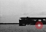 Image premier décollage et atterrissage d'abord sur l'USS Langley (CV-1) Virginia United States USA, 1922, de la seconde 18 séquences d'archives historiques vidéo 65675051264