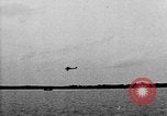 Image premier décollage et atterrissage d'abord sur l'USS Langley (CV-1) Virginia United States USA, 1922, de la seconde 24 séquences d'archives historiques vidéo 65675051264
