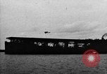 Image premier décollage et atterrissage d'abord sur l'USS Langley (CV-1) Virginia United States USA, 1922, de la seconde 36 séquences d'archives historiques vidéo 65675051264