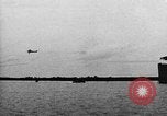 Image premier décollage et atterrissage d'abord sur l'USS Langley (CV-1) Virginia United States USA, 1922, de la seconde 42 séquences d'archives historiques vidéo 65675051264