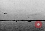Image premier décollage et atterrissage d'abord sur l'USS Langley (CV-1) Virginia United States USA, 1922, de la seconde 43 séquences d'archives historiques vidéo 65675051264