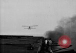 Image premier décollage et atterrissage d'abord sur l'USS Langley (CV-1) Virginia United States USA, 1922, de la seconde 61 séquences d'archives historiques vidéo 65675051264