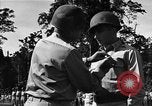 Immagine di Il maggiore generale O W Griswold Bougainville nelle Isole Salomone, 1944, secondo 37 filmato di repertorio 65675051302