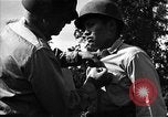 Immagine di Il maggiore generale O W Griswold Bougainville nelle Isole Salomone, 1944, secondo 56 filmato di repertorio 65675051302