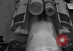 Standbild USA 127 Field Artillery Regiment Saint Lo Frankreich, 1944, aus Sekunde 39 historischem Filmmaterial Videoclip 65675051310