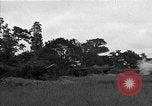 Standbild USA 127 Field Artillery Regiment Saint Lo Frankreich, 1944, aus Sekunde 11 historischem Filmmaterial Videoclip 65675051312