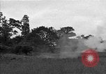 Standbild USA 127 Field Artillery Regiment Saint Lo Frankreich, 1944, aus Sekunde 12 historischem Filmmaterial Videoclip 65675051312
