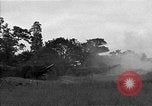 Standbild USA 127 Field Artillery Regiment Saint Lo Frankreich, 1944, aus Sekunde 14 historischem Filmmaterial Videoclip 65675051312