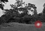 Standbild USA 127 Field Artillery Regiment Saint Lo Frankreich, 1944, aus Sekunde 28 historischem Filmmaterial Videoclip 65675051312