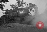 Standbild USA 127 Field Artillery Regiment Saint Lo Frankreich, 1944, aus Sekunde 33 historischem Filmmaterial Videoclip 65675051312