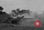 Standbild USA 127 Field Artillery Regiment Batterie B Saint Lo Frankreich, 1944, aus Sekunde 52 historischem Filmmaterial Videoclip 65675051313