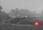 Standbild USA 127 Field Artillery Regiment Batterie B Saint Lo Frankreich, 1944, aus Sekunde 61 historischem Filmmaterial Videoclip 65675051313