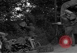 Standbild USA 127 Field Artillery Regiment Saint Lo Frankreich, 1944, aus Sekunde 25 historischem Filmmaterial Videoclip 65675051314