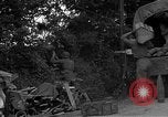 Standbild USA 127 Field Artillery Regiment Saint Lo Frankreich, 1944, aus Sekunde 26 historischem Filmmaterial Videoclip 65675051314