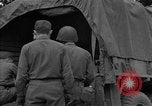 Standbild USA 127 Field Artillery Regiment Saint Lo Frankreich, 1944, aus Sekunde 29 historischem Filmmaterial Videoclip 65675051314