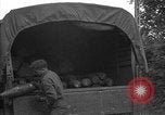 Standbild USA 127 Field Artillery Regiment Saint Lo Frankreich, 1944, aus Sekunde 45 historischem Filmmaterial Videoclip 65675051314