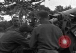 Standbild USA 127 Field Artillery Regiment Saint Lo Frankreich, 1944, aus Sekunde 30 historischem Filmmaterial Videoclip 65675051315