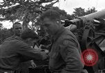 Standbild USA 127 Field Artillery Regiment Saint Lo Frankreich, 1944, aus Sekunde 31 historischem Filmmaterial Videoclip 65675051315
