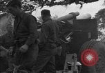 Standbild USA 127 Field Artillery Regiment Saint Lo Frankreich, 1944, aus Sekunde 42 historischem Filmmaterial Videoclip 65675051315