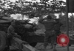 Standbild USA 127 Field Artillery Regiment Saint Lo Frankreich, 1944, aus Sekunde 58 historischem Filmmaterial Videoclip 65675051315