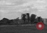 Standbild USA 127 Field Artillery Regiment Saint Lo Frankreich, 1944, aus Sekunde 6 historischem Filmmaterial Videoclip 65675051316