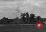 Standbild USA 127 Field Artillery Regiment Saint Lo Frankreich, 1944, aus Sekunde 11 historischem Filmmaterial Videoclip 65675051316